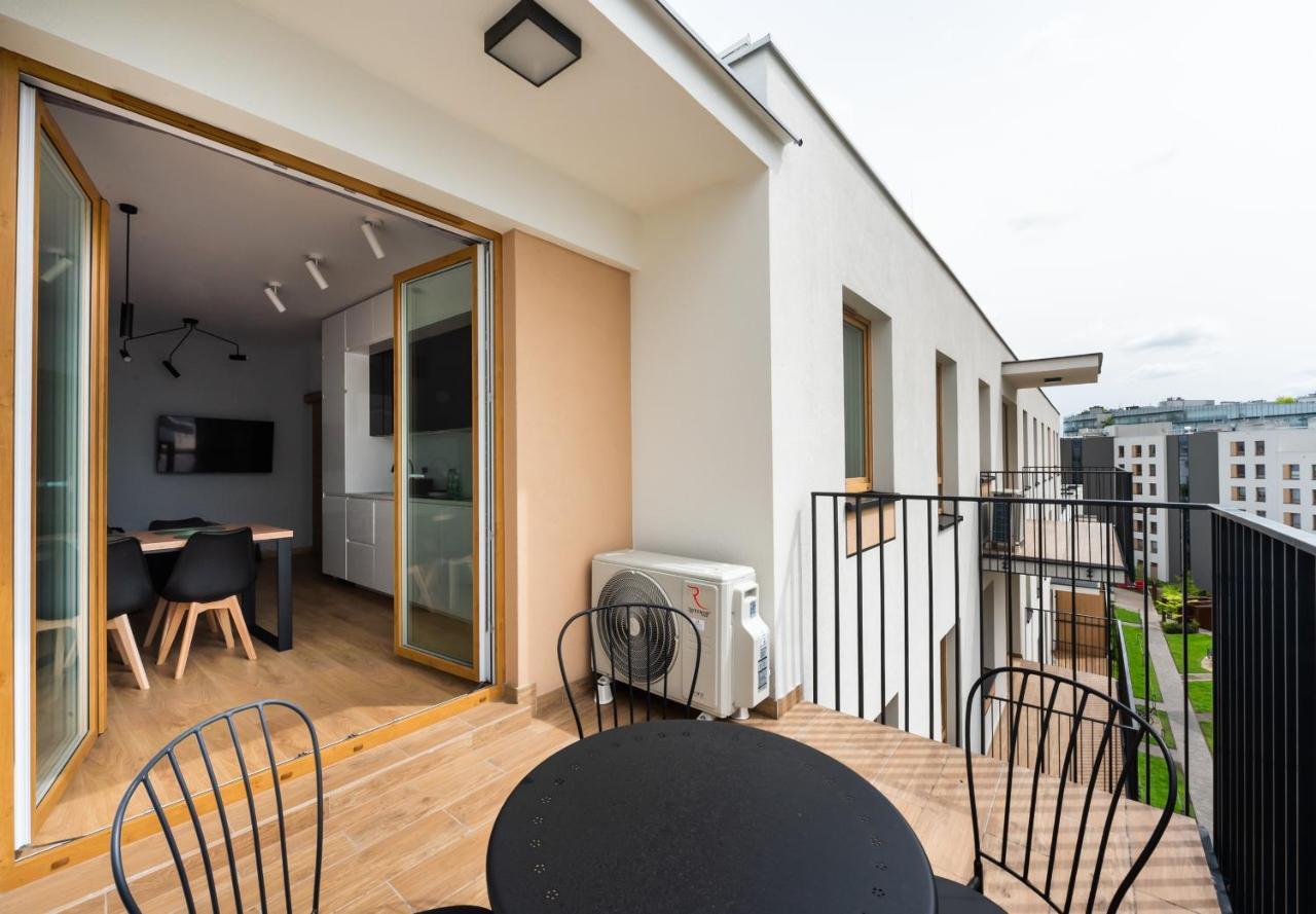 Wola Skwer Sunny Apartment Warschau Buitenkant foto