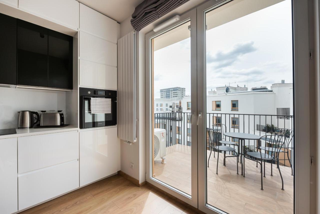 Wola Skwer Sunny Apartment Warschau Buitenkant foto